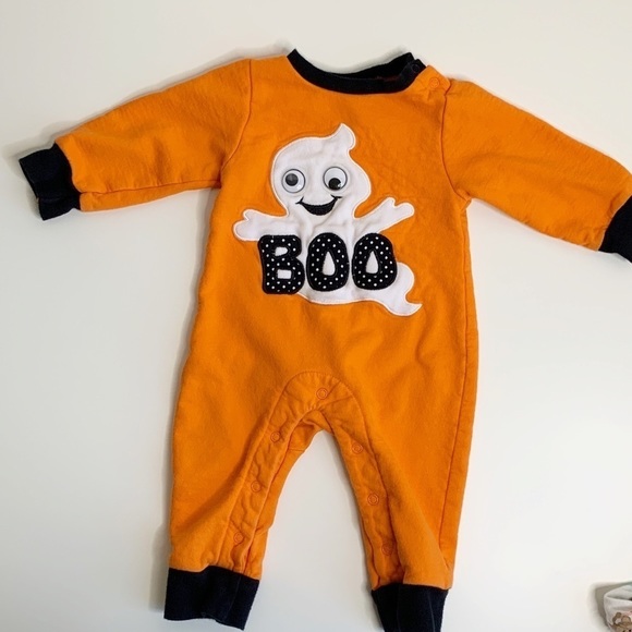 HALLOWEEN SWEATSUIT ONE PIECE - SIZE 9 Months - Picture 1 of 8